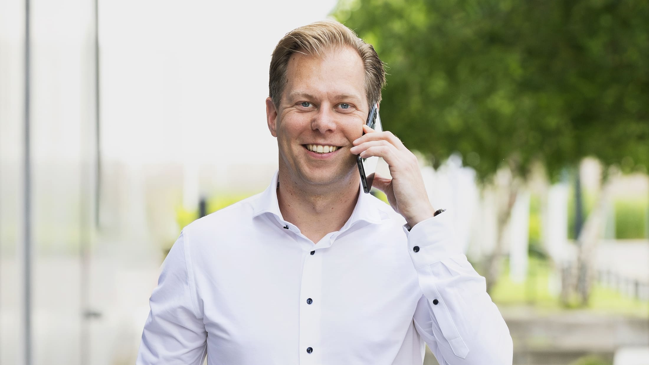 renaldo lemmens aan de telefoon